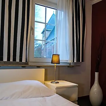 Hotel-restaurant Zur Muehle Hotel 2*